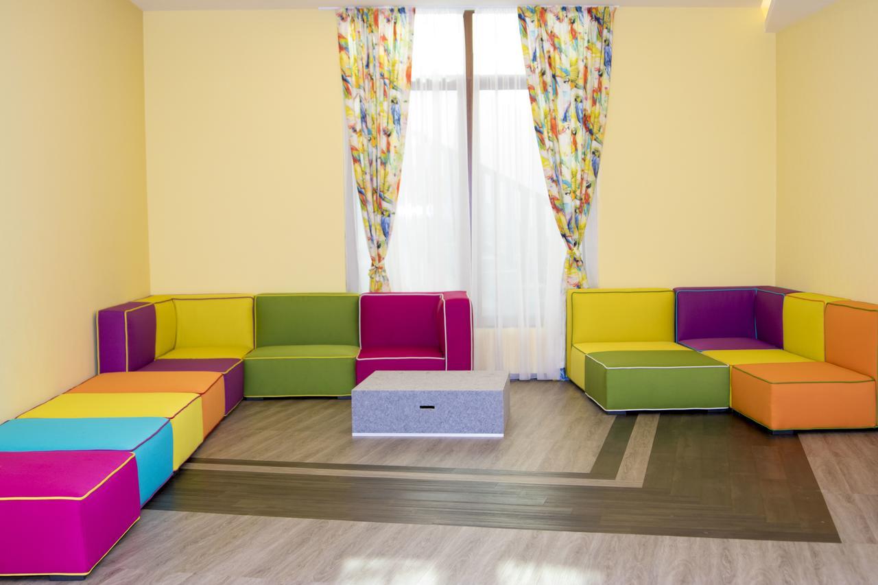 Hotel Etropolia Etropole Buitenkant foto